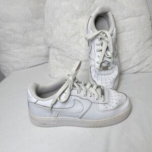 Nike Air Force 1 Low White Sneakers Youth‎ Size 6Y Athletic Shoes